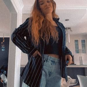 Meet your Posher, E-riz